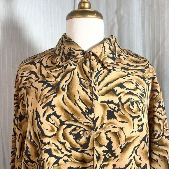 Style Exchange | Women’s | Blouses | M | Vintage Abstract Sandstorm Button Down - Picture 2 of 5